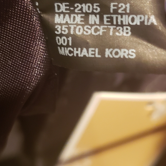 NWT Charlotte Logo Top Zip Tote - Picture 11 of 13